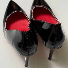 パテント風レッドソールパンプス 25センチの画像