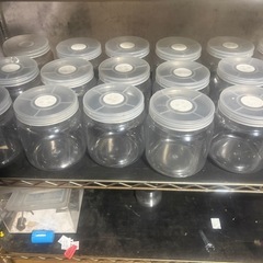 クリアボトル　1500cc 1個200円　在庫17個と47個の画像