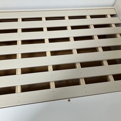 【値下げ中】セミダブルベッドフレームの画像