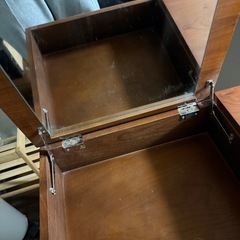 メイク　ドレッサー　　椅子もセットでの画像