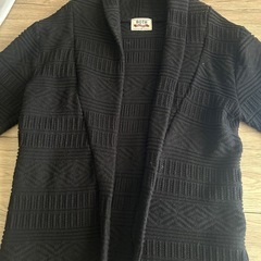 アダムズジャグラーのニットジャケットの画像