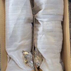 盆提灯◇霊前灯 [10号 鈴付] ゴールド 一対セット 美品 行燈  行灯  灯明  仏壇 モダン 飾り 棚 葬祭  仏具  照明 祭壇 灯篭  盆用品  新盆飾りの画像