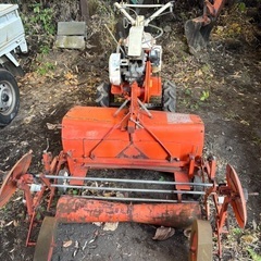 土上げ耕運機の画像