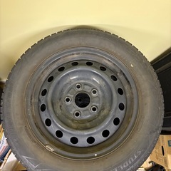 15インチ BRIDGESTONE スタッドレスタイヤの画像