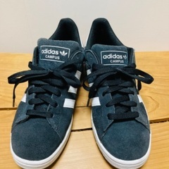 adidas ブラック/ホワイト スニーカーの画像