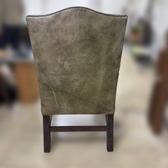 オリーブカラー　　レザーアームチェア 2脚の画像