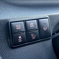 シエンタ 美品★1.5ハイブリッドX★車検R8年10月迄【即納可能】バリ山スタッドレス/ラジアルT・パワースライドD・ストラーダメモリーナビ・Bカメラの画像