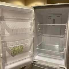 SHARP 冷蔵庫　一人暮らしの画像