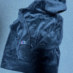 90センチ　フード付きパーカー　チャンピオンの画像