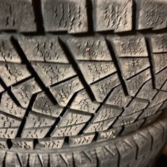 三菱　スタッドレス　215 70 R16 アウトランダー　デリカ の画像