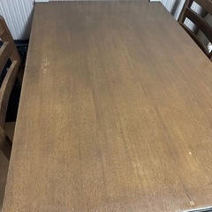 ダイニングテーブル、チェアセット　チェア4脚ありますの画像