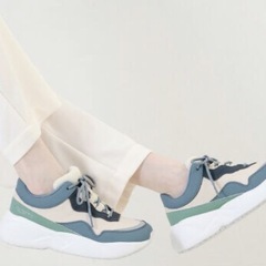 【美品】厚底ボリュームスニーカー　25cm　ベージュ/ネイビー オリエンタルトラフィック　　の画像