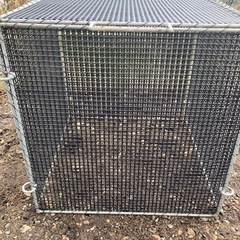 折り畳み収納カゴ　外用ゴミ箱の画像