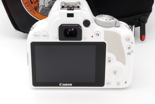 ❤️美品希少⭐️Canon Eos Kiss X7 ホワイト　スマホ転送　ダブルレンズ　カメラケースつき！?初心者　カメラケースつき！