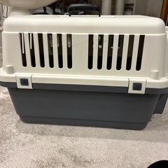 ペット用クレート60リットルの画像