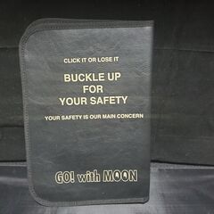 【新品】★ムーンアイズ(MOONEYES) タイトルホルダー（車検証入れ）★の画像