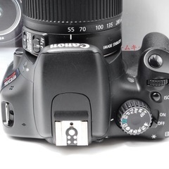 ❤️極美品☘️Canon Kiss  X4 スマホ転送⭐️純正レンズキット　ダブルレンズ 🔰初心者　すぐ使える/本格撮影/付属品多数！ ◆標準・望遠✨近くから遠くまで撮影可能！純正箱つき！⭐️☘️の画像