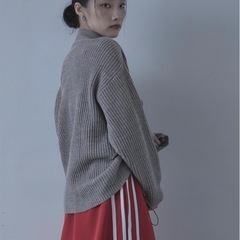 mietteドロップハイネックニットの画像