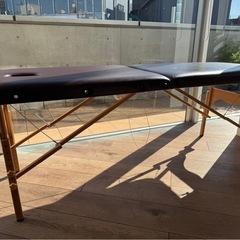 折りたたみ式 マッサージ台（フェイスホール付き）の画像