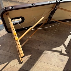 折りたたみ式 マッサージ台（フェイスホール付き）の画像