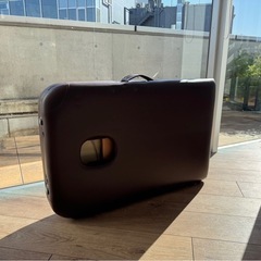 折りたたみ式 マッサージ台（フェイスホール付き）の画像