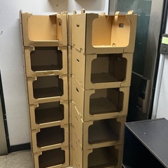 ダンボール棚　ダンボールラック　完成品　18個ありますの画像