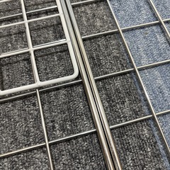 ワイヤーネット　ステンレス3枚 ＆ 白1枚（今年中に処分予定）の画像