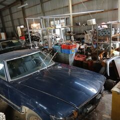 県内ゆういつ―外車レストアーリビルト-リサイクル専門工場の画像