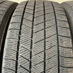215/55R17 ブリヂストン ブリザック VRX3 スタッドレスタイヤ４本 溝有エスティマ クラウン フォレスター  
オデッセイの画像