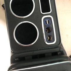 充電USB コンソール ボックス アームレスト  肘置き 収納 の画像