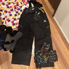 子供用150スノボウェアスキーウェアの画像