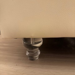 白レザーソファーの画像