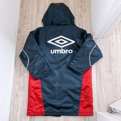 160 umbro フード付きベンチコート ネイビー/レッドの画像