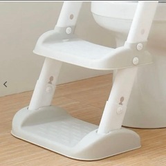 ステップ付き補助便座の画像