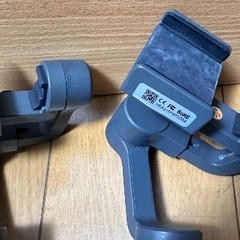 📷カメラ関連アイテム 番号 7   スマホジンバル（スタビライザー）２台 手ブレ防止 動画撮影用  保管場所での引き取りは値引きしますの画像