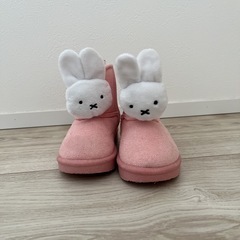 ミッフィー ムートンブーツ14cmの画像
