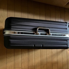 【美品】大容量スーツケース7泊以上2枚仕切り TSロック90L 黒の画像