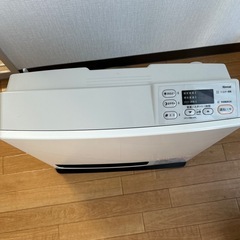 まもなく削除します。なので値下げ♥️早い者勝ち。美品♥️リンナイ ガスファンヒーター SRC-365E ホワイト プロパンガス」の画像