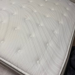 ニトリ　セミダブルベットフレーム　Nスリーブマットレスの画像