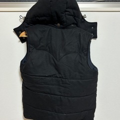 ベストダウン　黒　フード付き（脱着可能）の画像