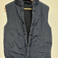 ベストダウン　黒　フード付き（脱着可能）の画像