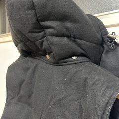 ベストダウン　黒　フード付き（脱着可能）の画像