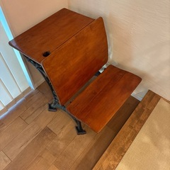 アンティーク机の画像