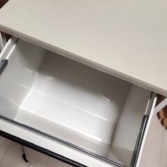 三段ゴミ箱の画像