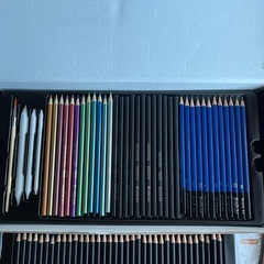 色鉛筆セットの画像