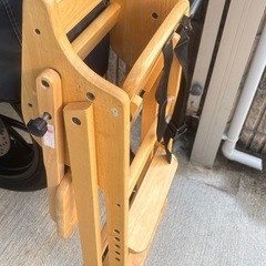 あげます！子供用テーブル付き椅子の画像