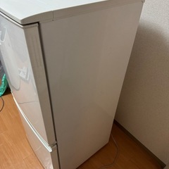 SHARP 
冷蔵庫の画像