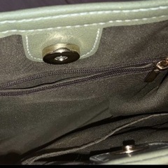 ショルダーバッグの画像