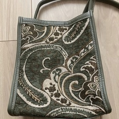 ショルダーバッグの画像