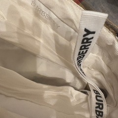 Burberryボトムスの画像